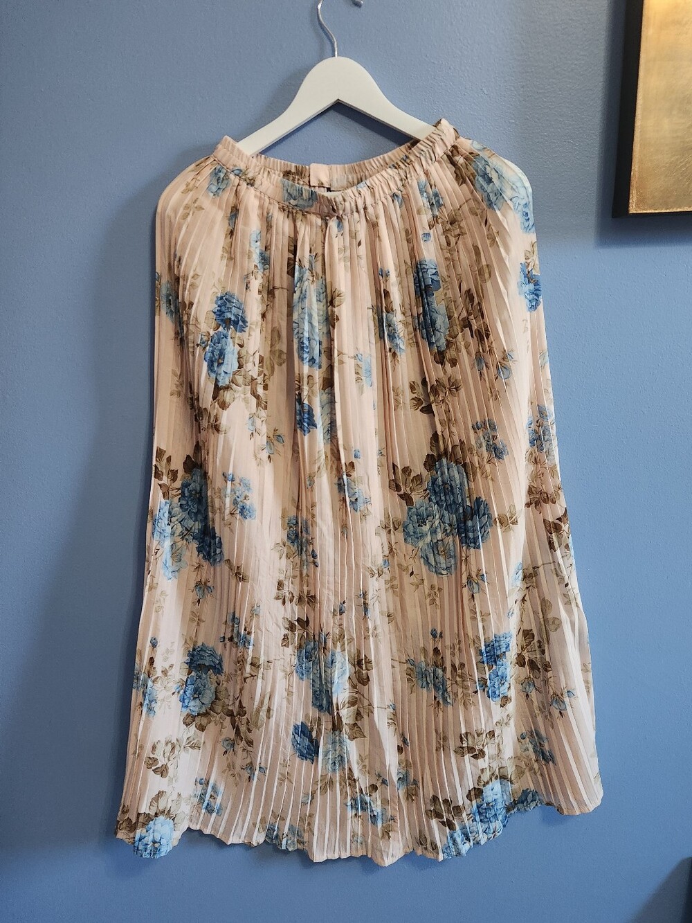Pleated Midi Skirt in Blush Pink with Blue Floral Print